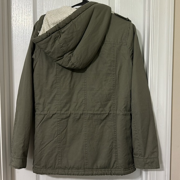 Utility Jacket - Picture 4 of 5